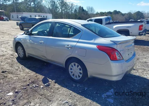 2017 Nissan Versa 1.6 Sv z USA, uszkodzony, nr VIN 3N1CN7AP1HL869694